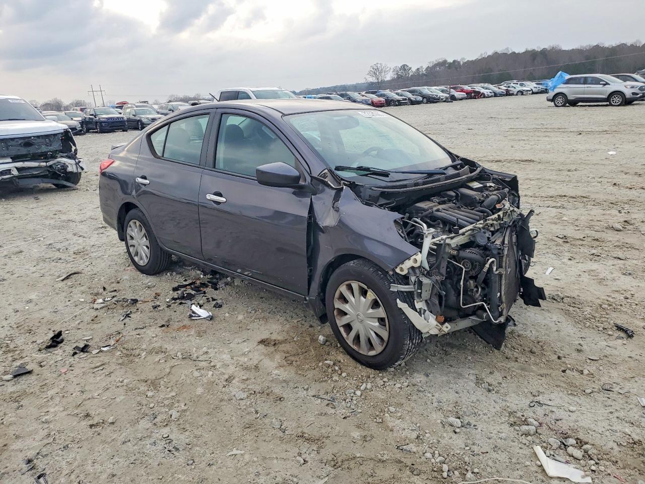 2015 Nissan Versa s