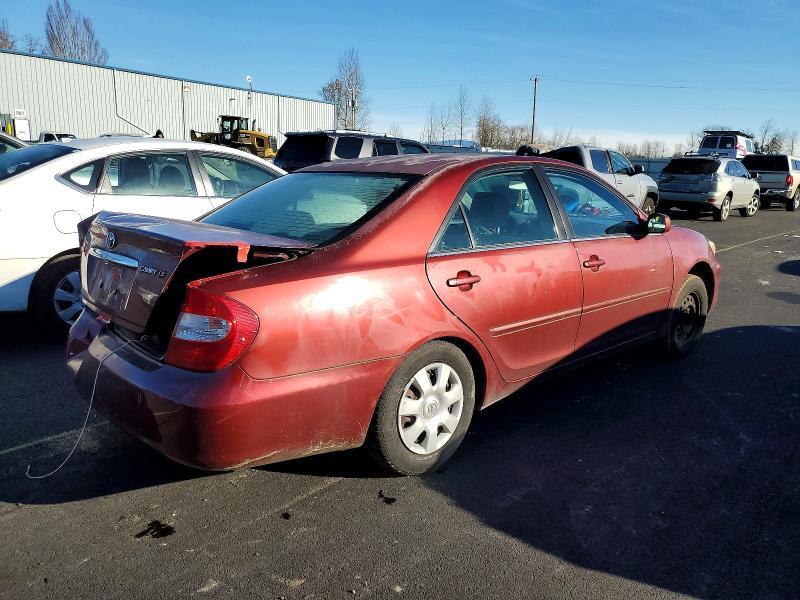 2003 Toyota Camry le