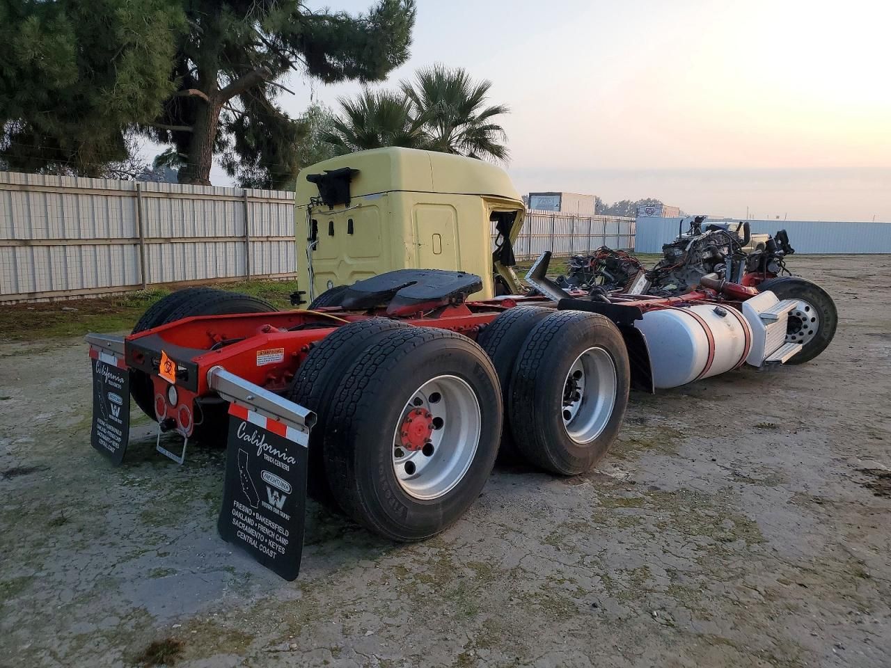 2019 Freightliner Cascadia 125