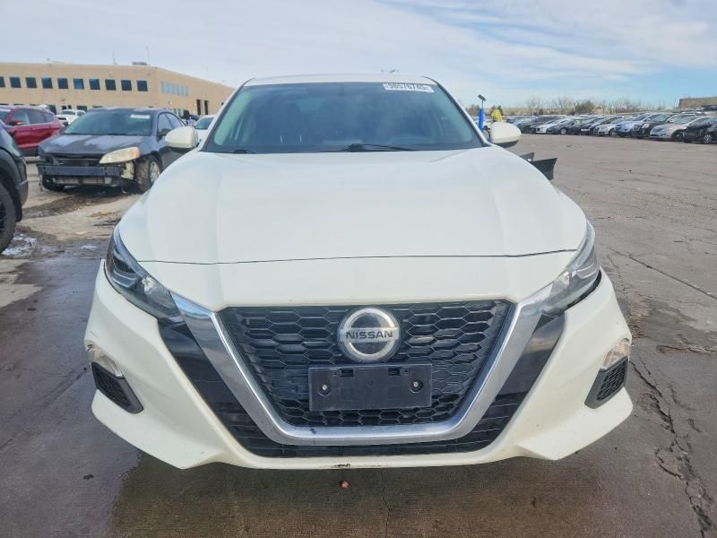 2020 Nissan Altima s