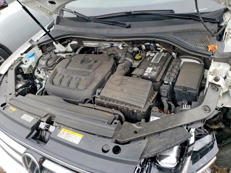 2023 Volkswagen Tiguan sel R-line Black