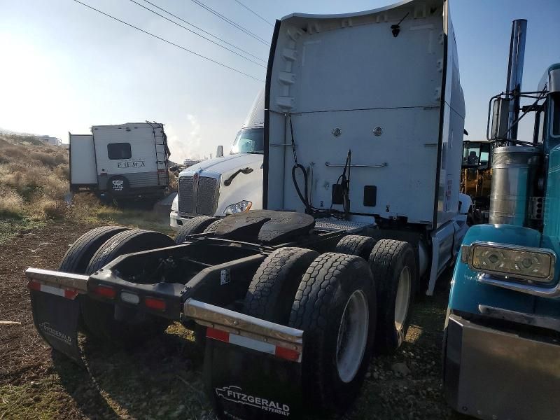 2023 Peterbilt 579 Semi Truck