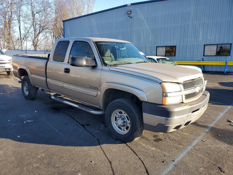 2004 Chevrolet Silverado C2500 Heavy Duty
