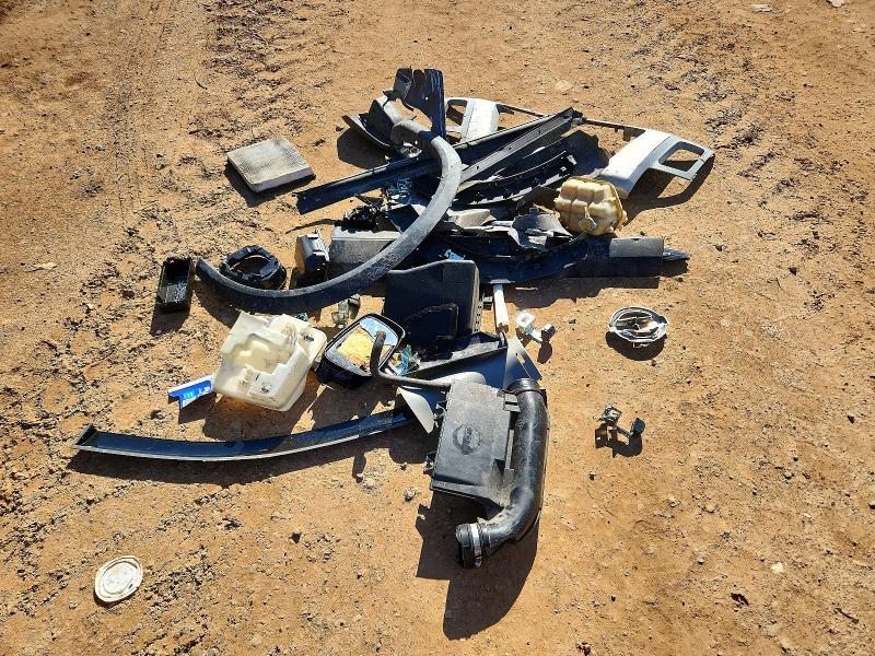 2010 Niss Xterra off Road