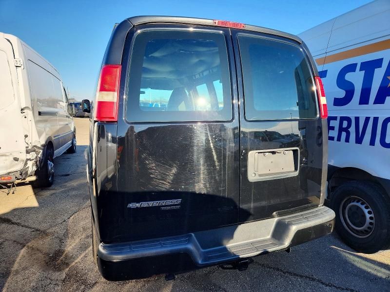 2014 Chevrolet Express G2500