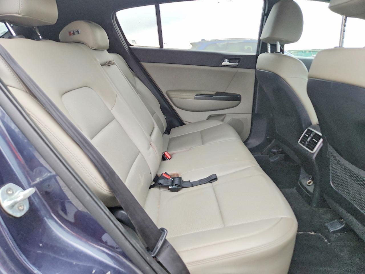 2020 KIA Sportage s