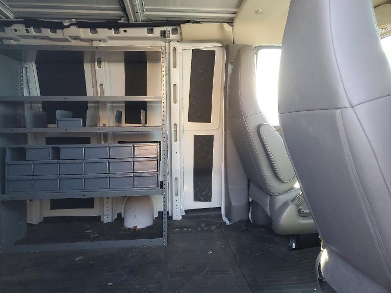 2020 Chevrolet Express G2500