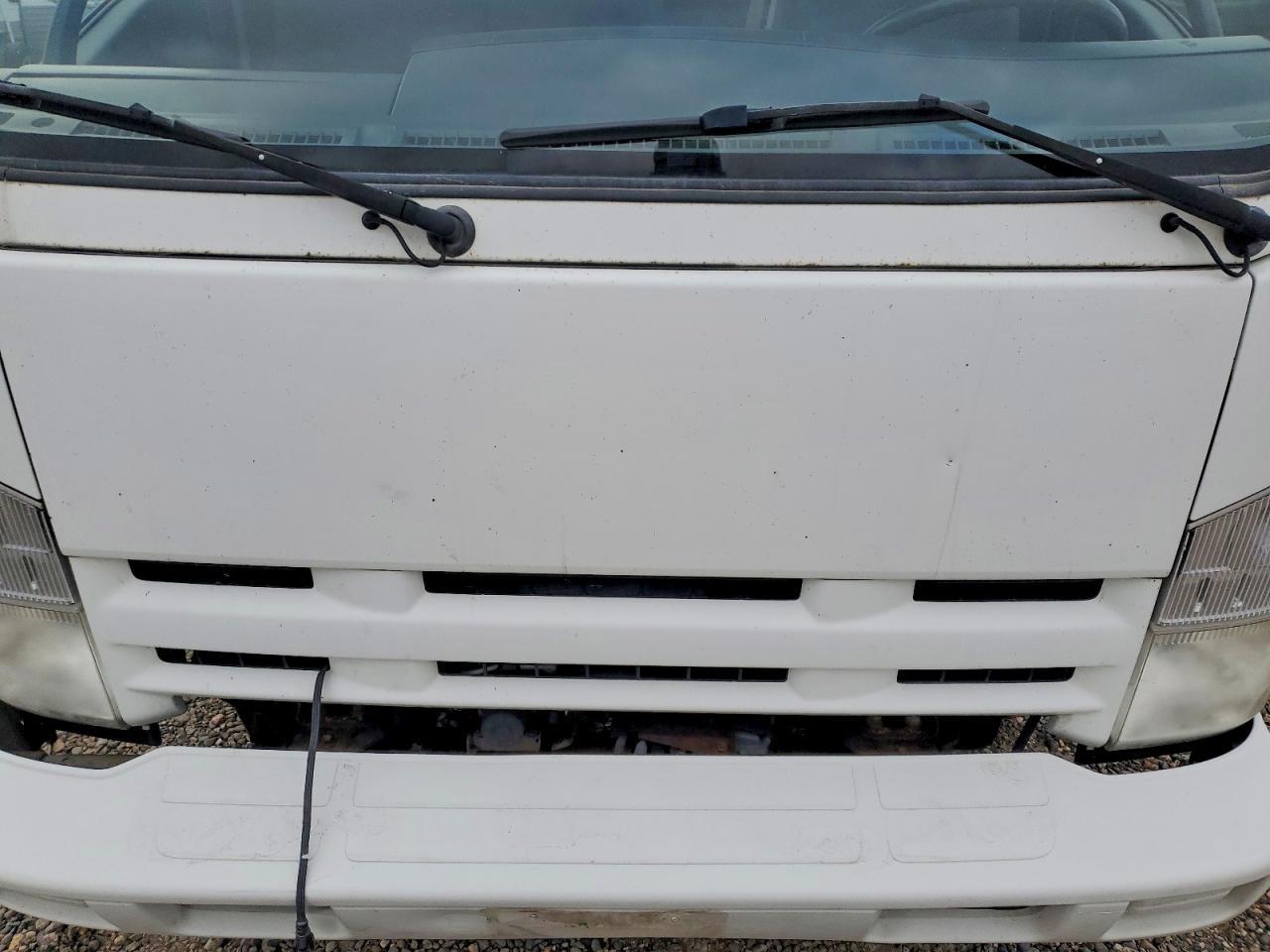2015 Isuzu NPR HD BOX Truck