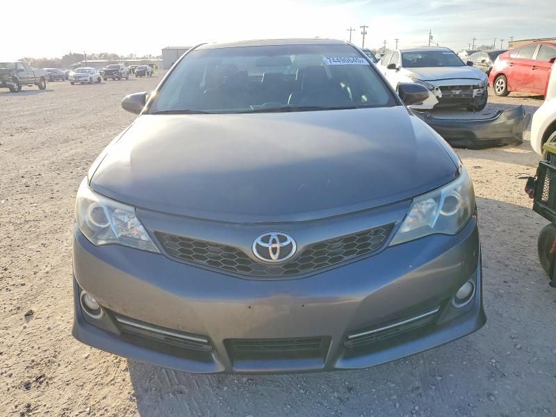 2013 Toyota Camry l