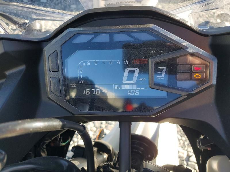 2025 Kawasaki EX500 H