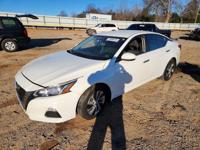 2019 Nissan Altima s