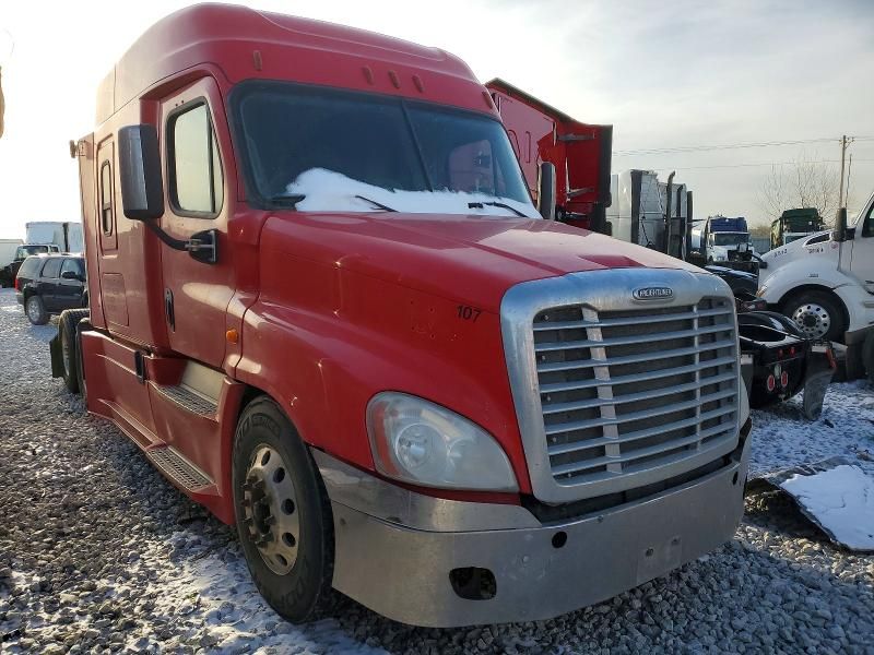 2016 Freightliner Cascadia 125 Semi Truck