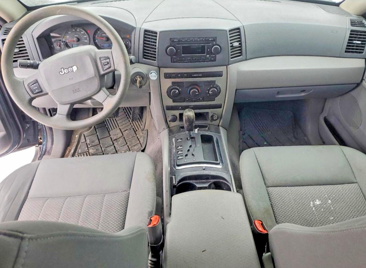 2005 Jeep Grand Cherokee Laredo