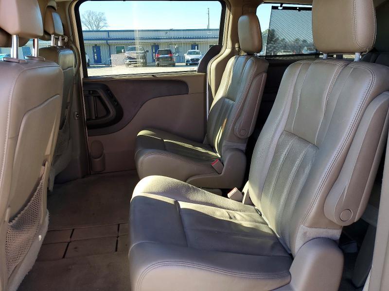 2012 Chrysler Town & Country Touring l