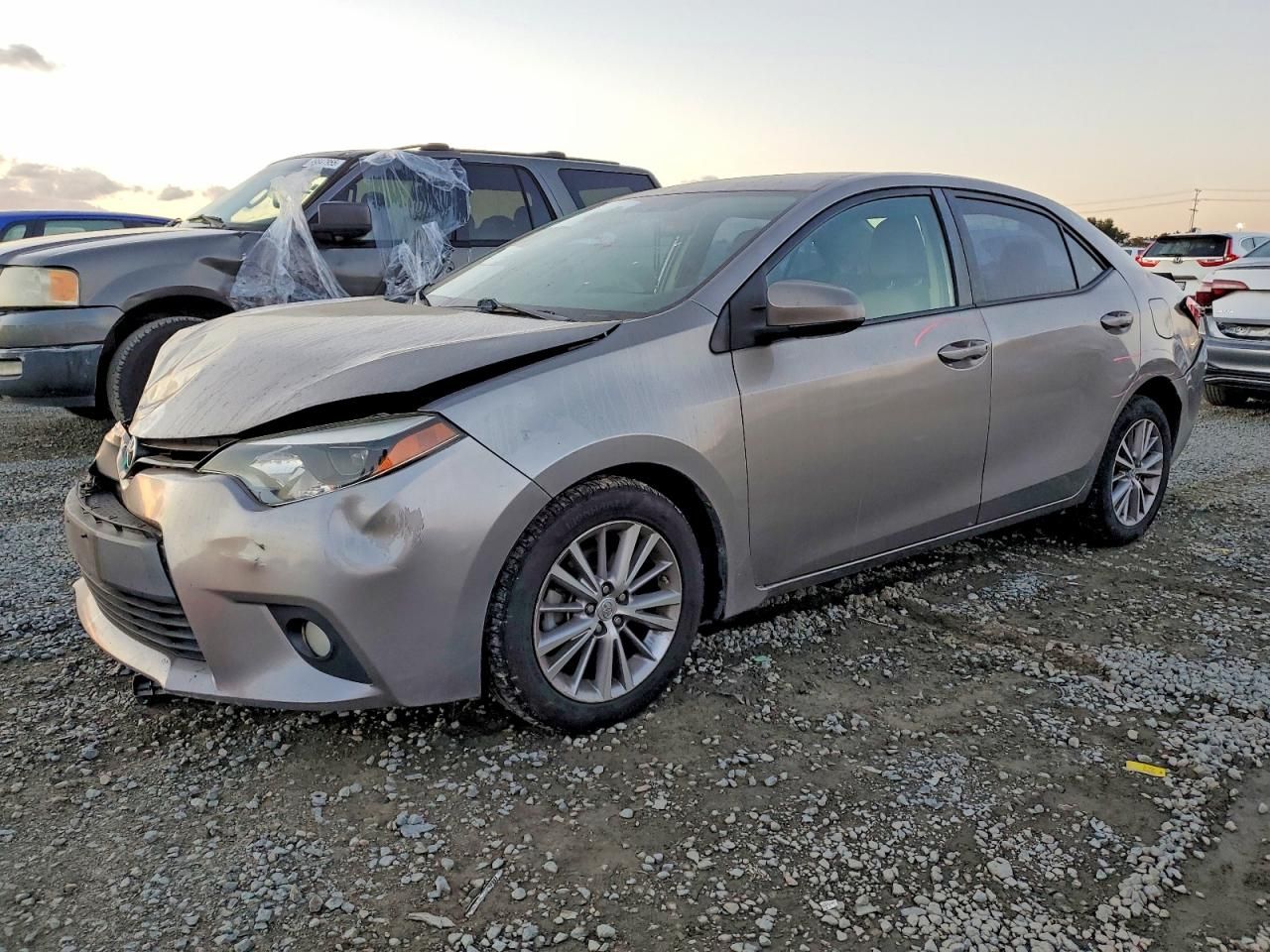 2014 Toyota Corolla l