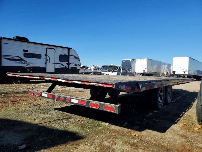2019 Pj Trailer Flatbed TR