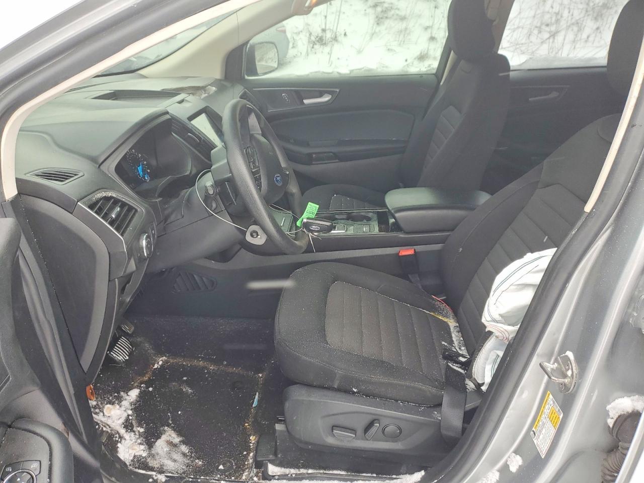 2020 Ford Edge se