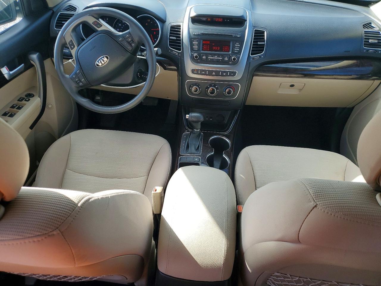 2015 KIA Sorento lx