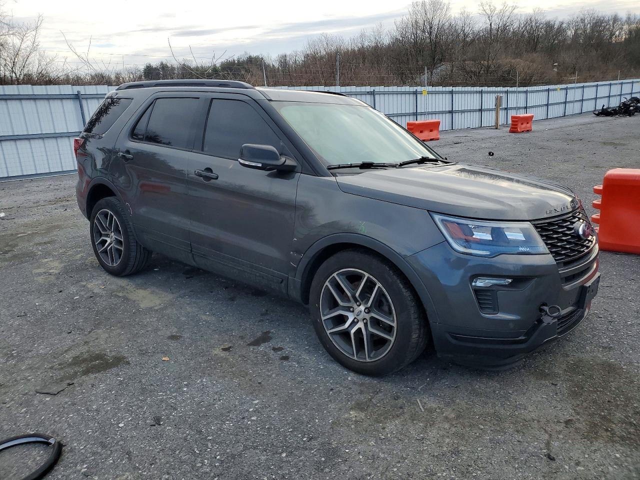 2018 Ford Explorer Sport