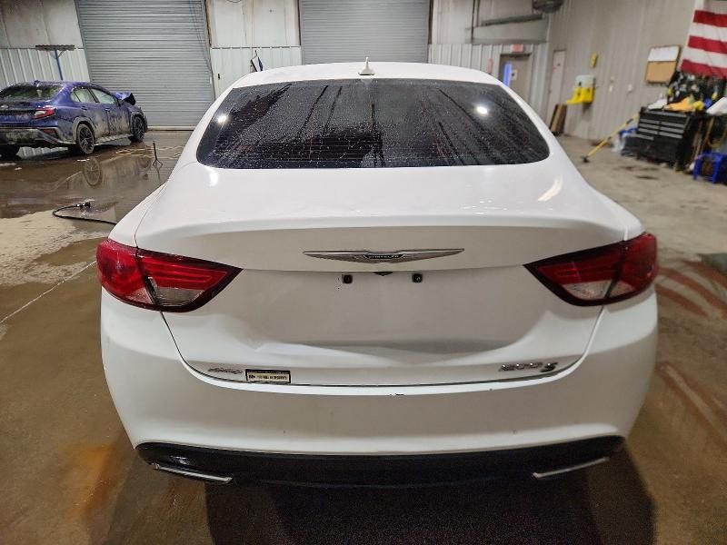 2015 Chrysler 200 s