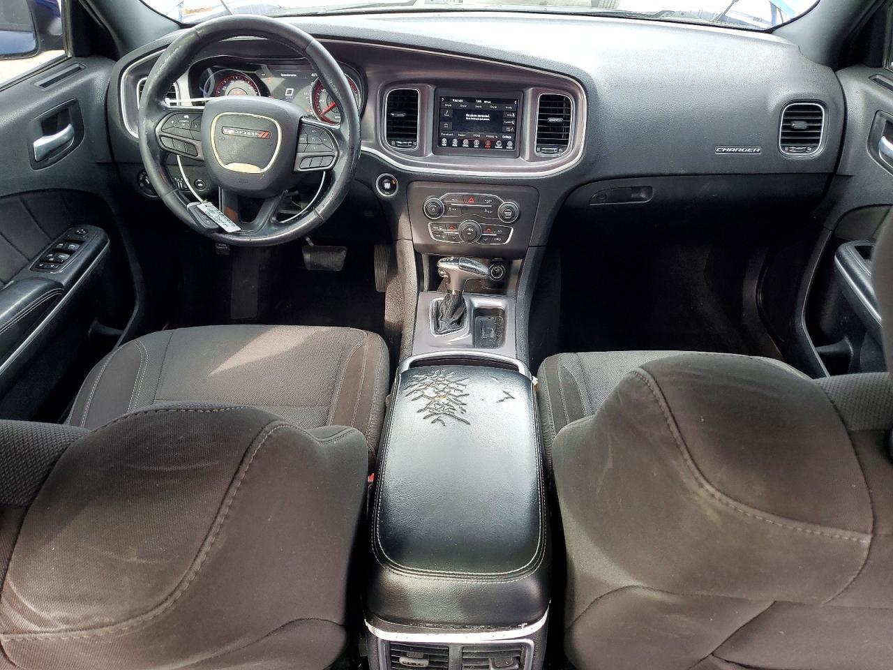 2020 Dodge Charger sxt