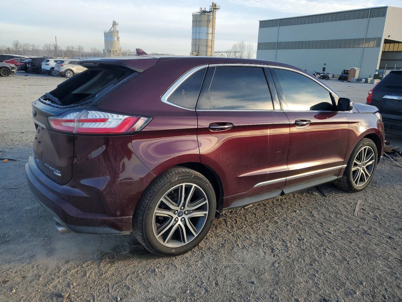 2019 Ford Edge Titanium