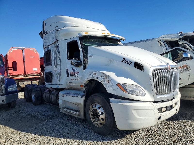 2019 International LT625-Semi Truck