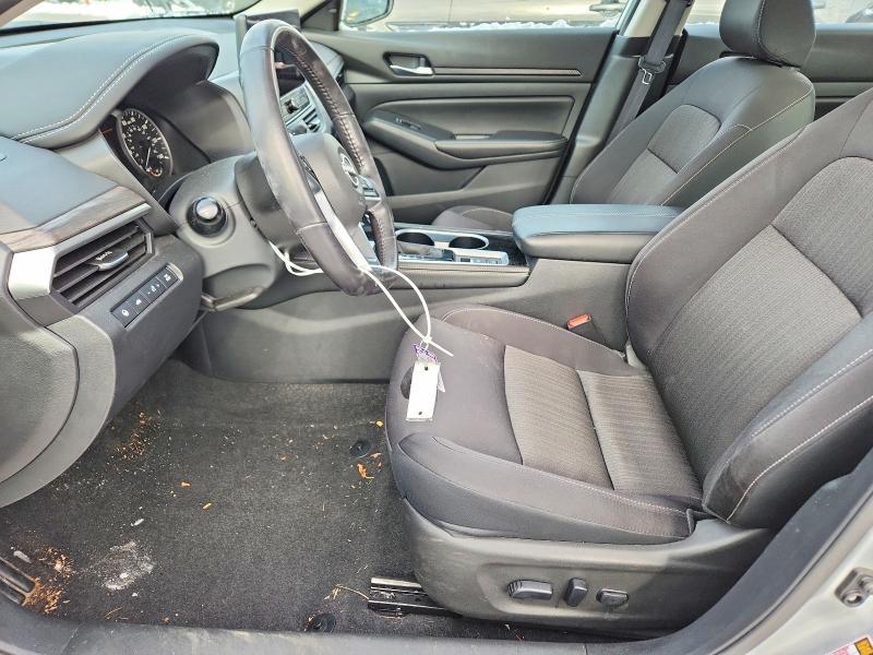 2024 Nissan Altima sv