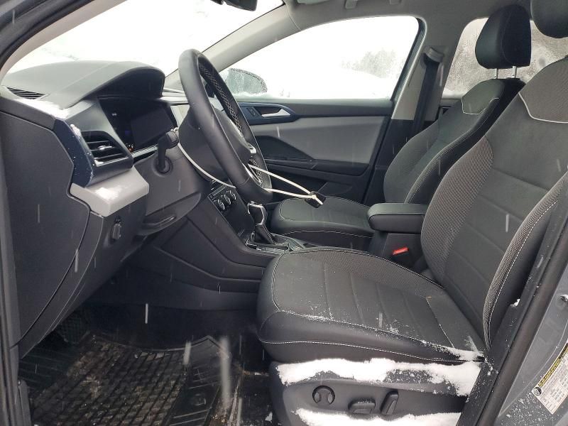 2023 Volkswagen Taos se