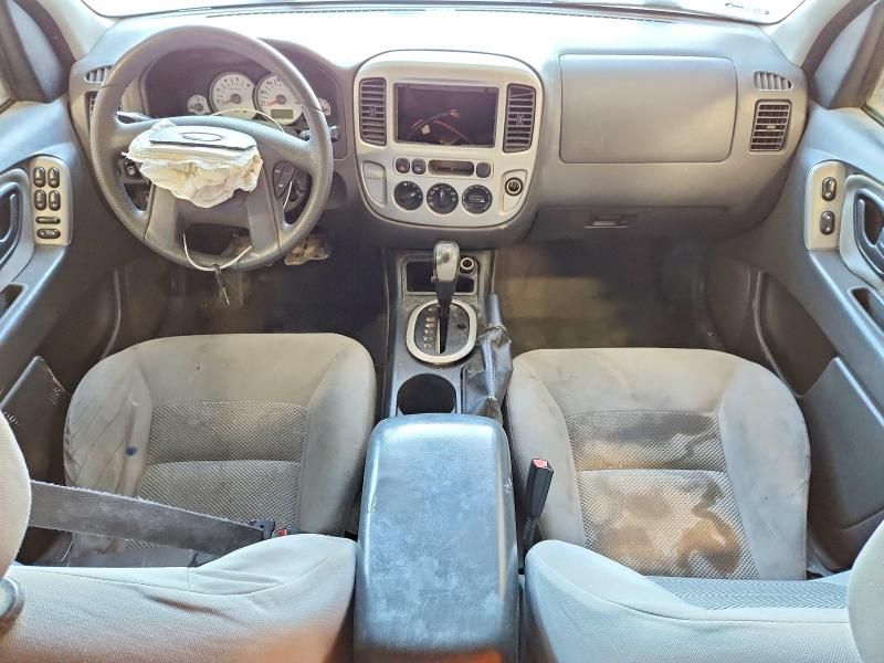 2005 Ford Escape xlt