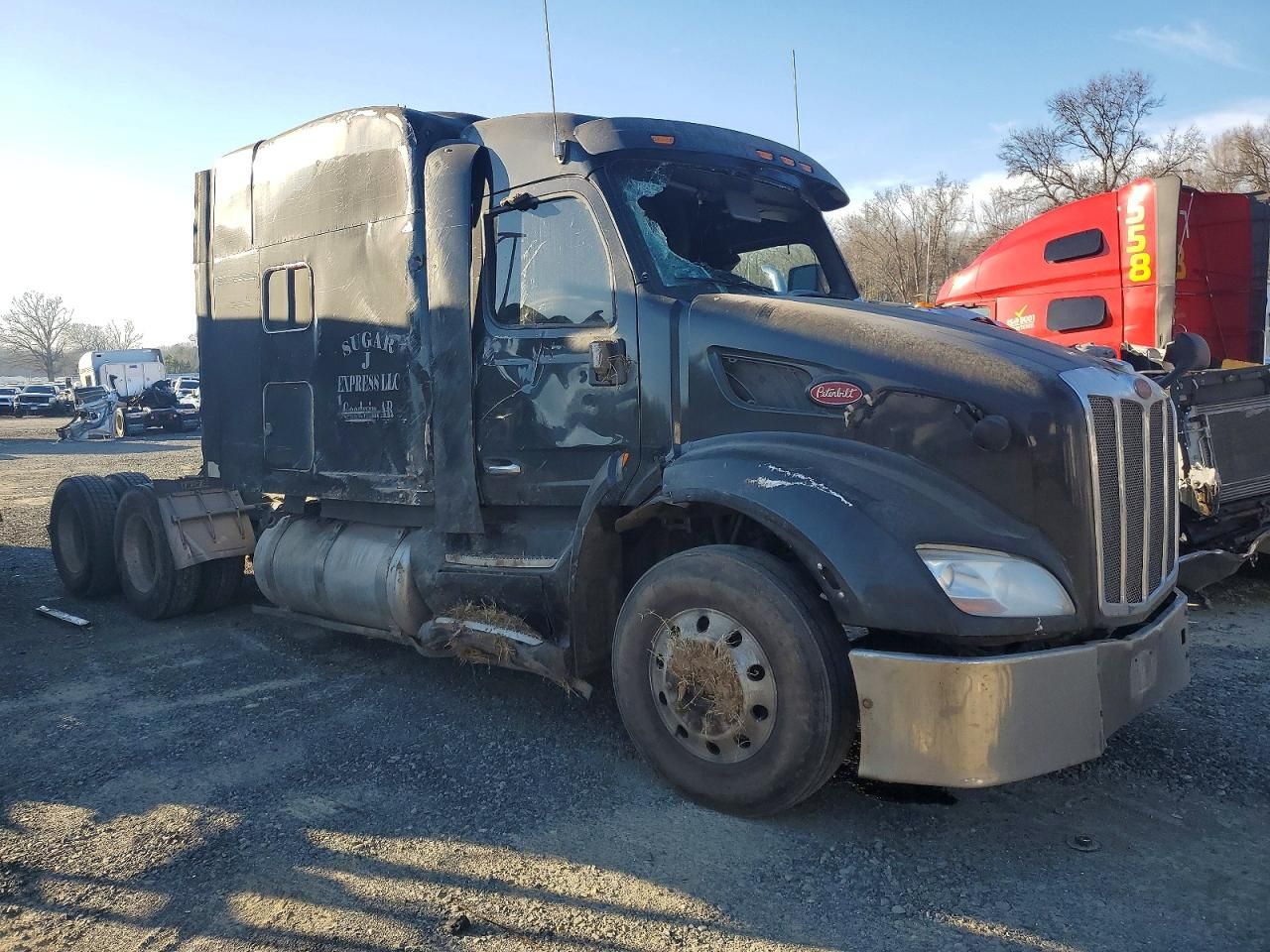 2016 Peterbilt Tractor 579-Feed Delivery Truck