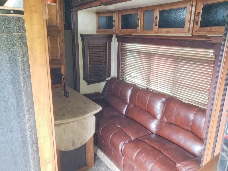 2016 Keystone Raptor