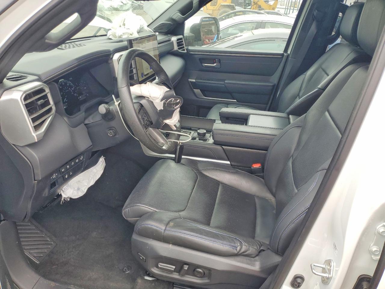 2024 Toyota Tundra Platinum HV