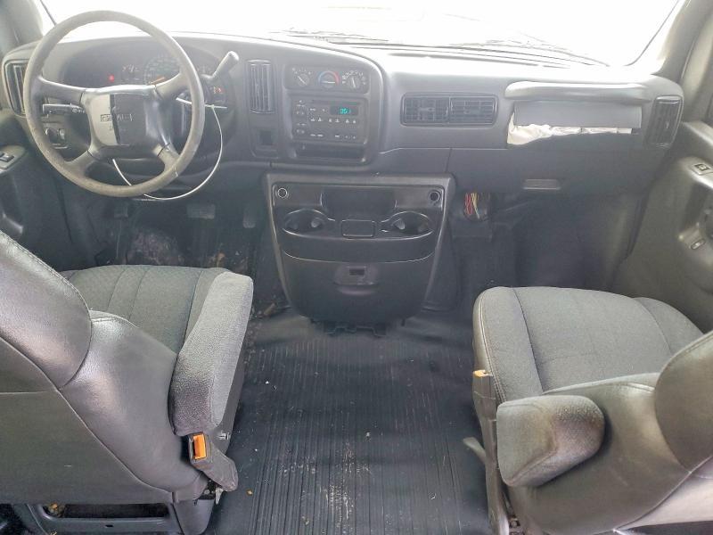 2001 GMC Savana G3500