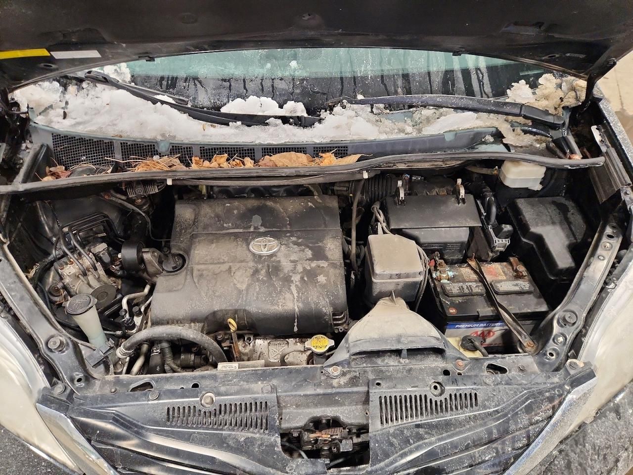 2013 Toyota Sienna le