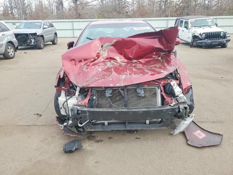 2017 Toyota Camry le