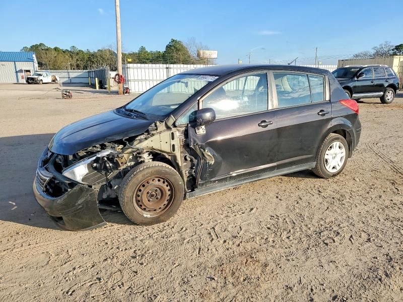 2011 Nissan Versa s