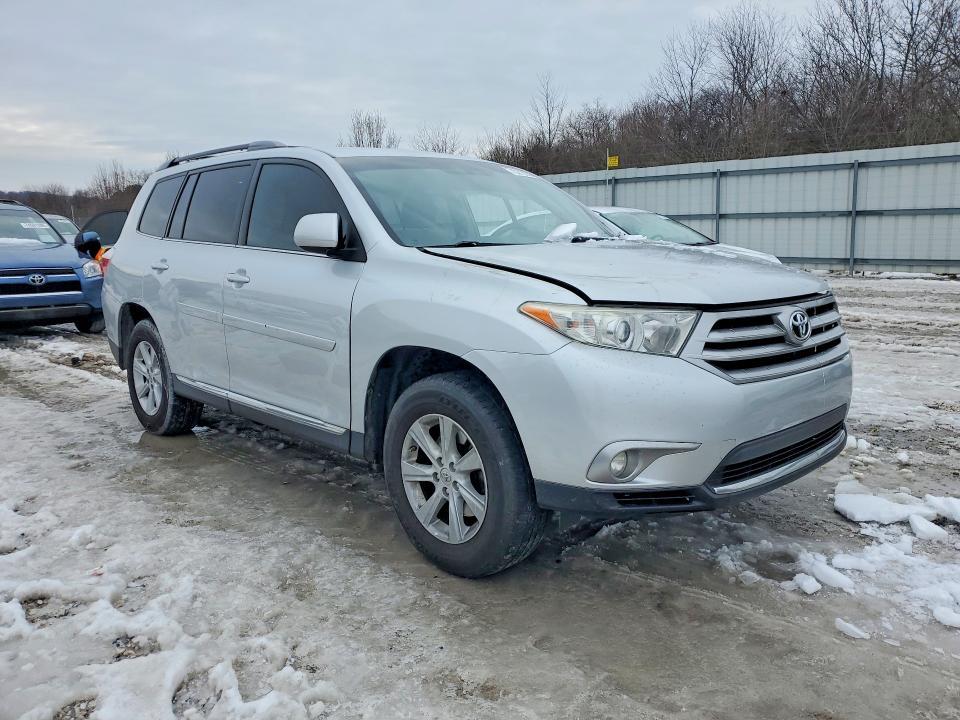 2013 Toyota Highlander Base