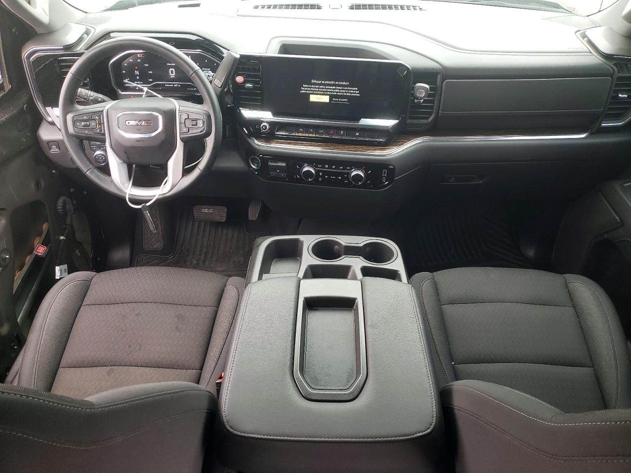 2024 GMC Sierra K1500 Elevation