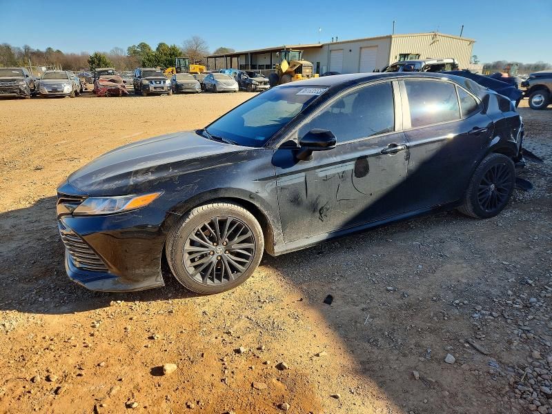 2020 Toyota Camry le