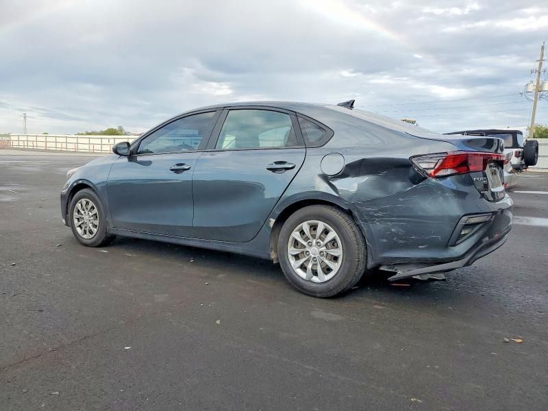 2021 KIA Forte fe