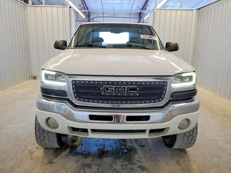 2007 GMC New Sierra K1500 Classic