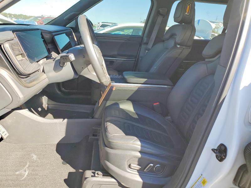 2023 Rivian R1S Adventure