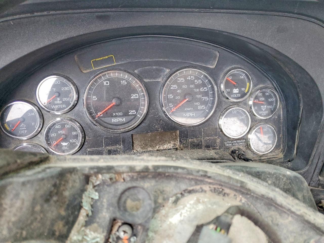 2014 International Prostar Semi Truck