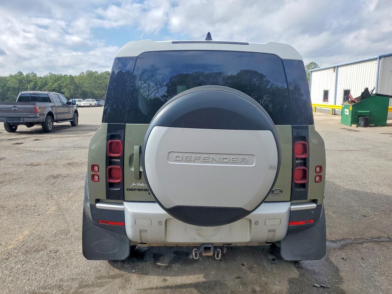 2022 Land Rover Defender 110 se