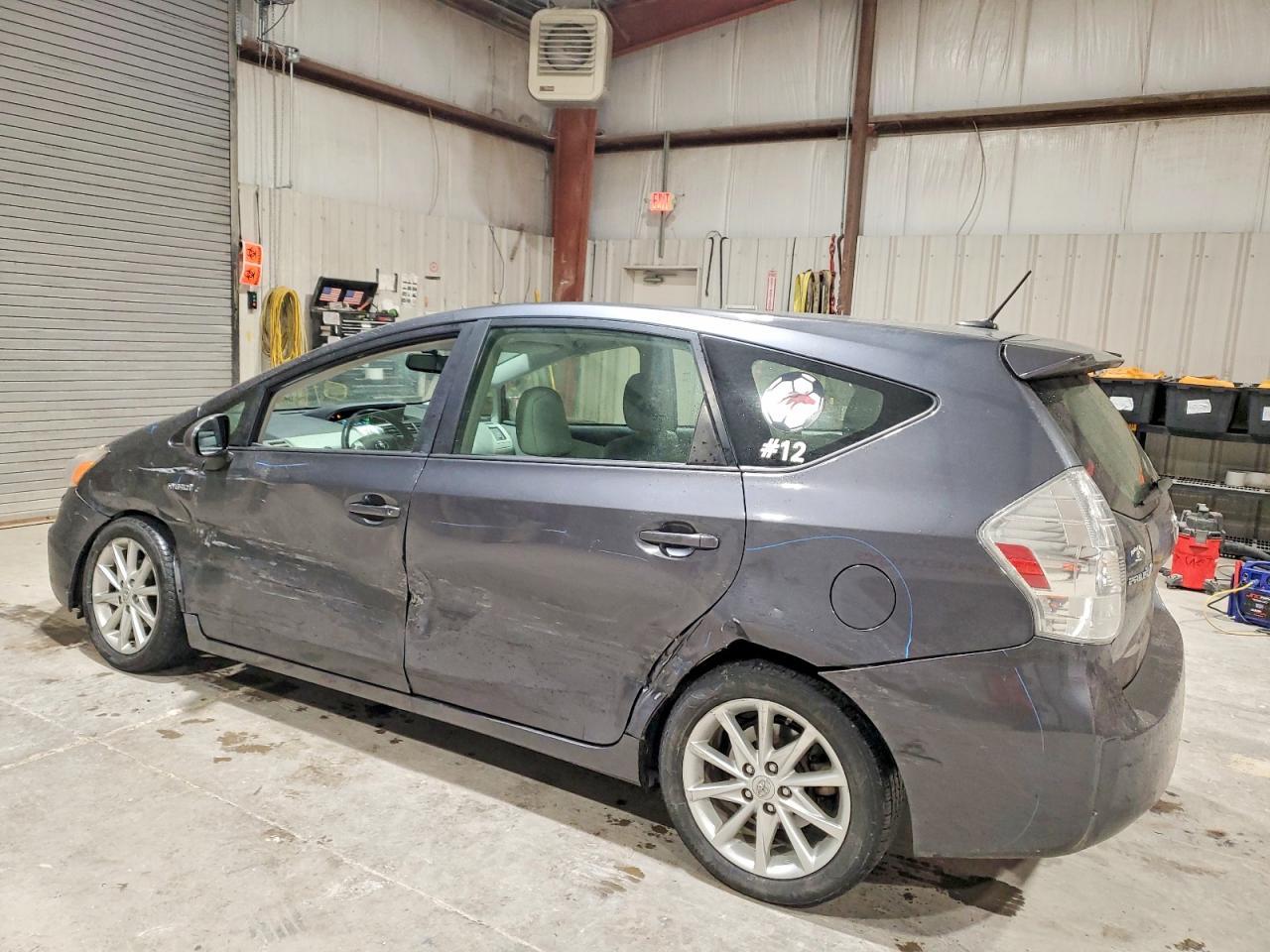 2013 Toyota Prius v