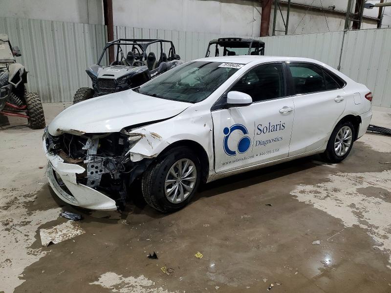 2015 Toyota Camry le
