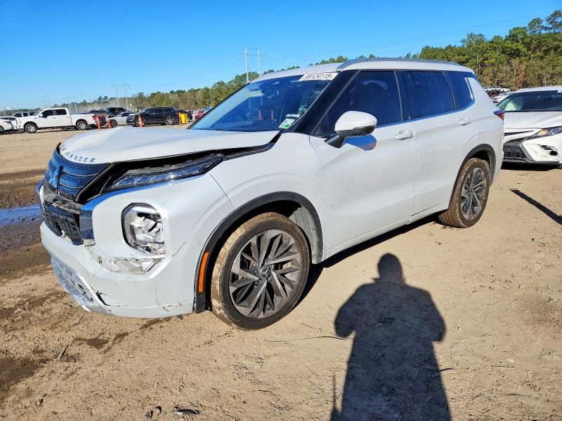 2022 Mitsubishi Outlander sel