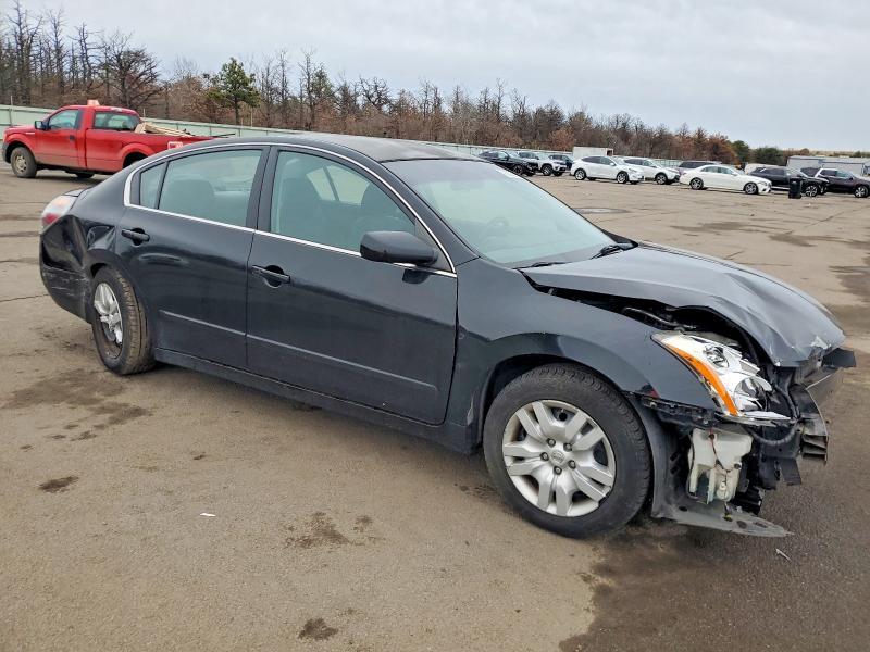 2010 Nissan Altima Base