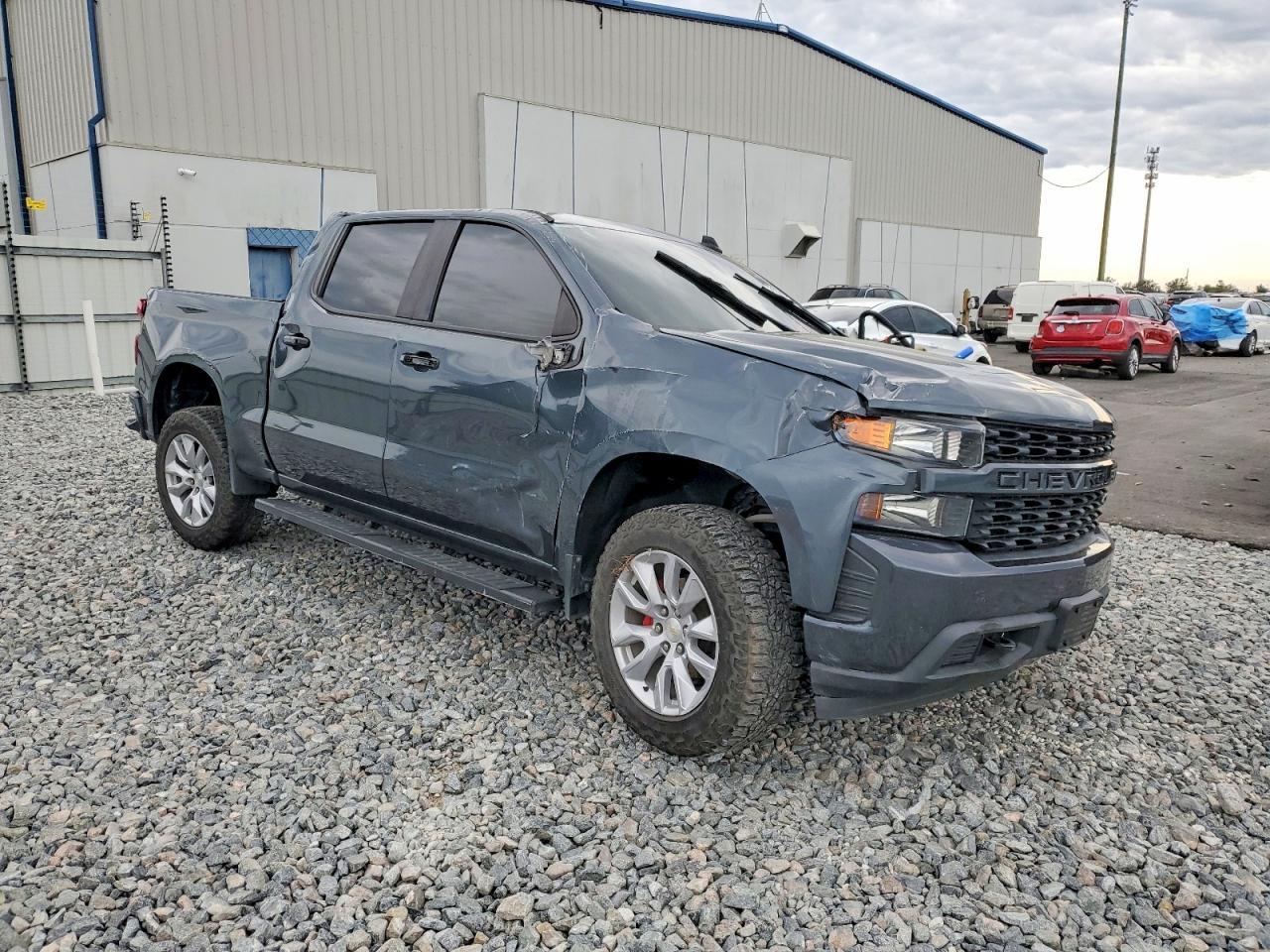 2021 Chevrolet Silverado C1500 Custom